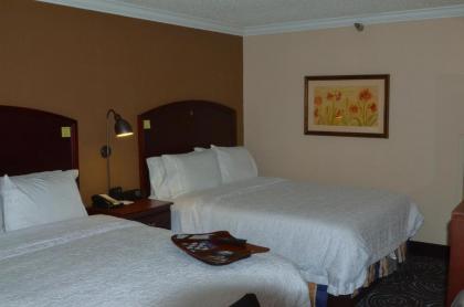 Hampton Inn Perry - image 9