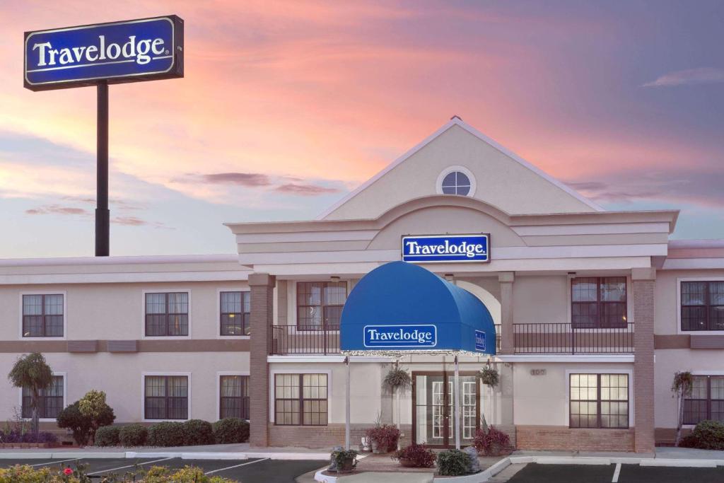 Travelodge by Wyndham Perry GA - main image