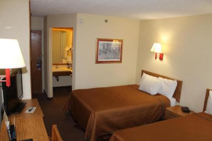 Travelodge by Wyndham Perry GA - image 12