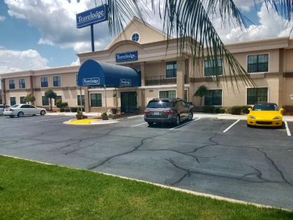 Travelodge by Wyndham Perry GA - image 3