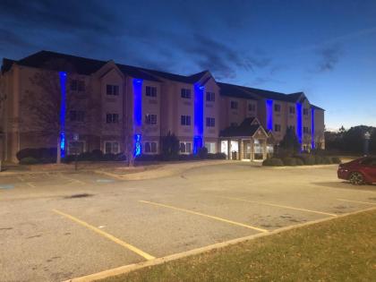 Microtel Inn & Suites by Wyndham Perry - image 15