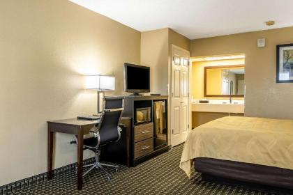 Quality Inn National Fairgrounds Area - image 3