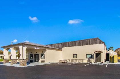 Americas Best Value Inn Perry - image 9