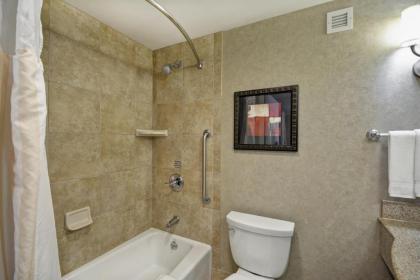 Hilton Garden Inn Toledo / Perrysburg - image 10