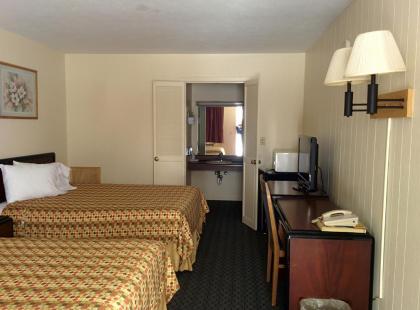 Economy Inn Toledo-Perrysburg - image 8