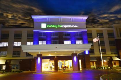 Holiday Inn Express & Suites Toledo South-Perrysburg an IHG Hotel - image 1