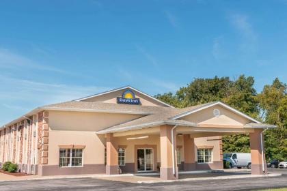 Days Inn by Wyndham Perryville - image 12