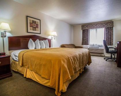 Quality Inn Peru near Starved Rock State Park - image 10