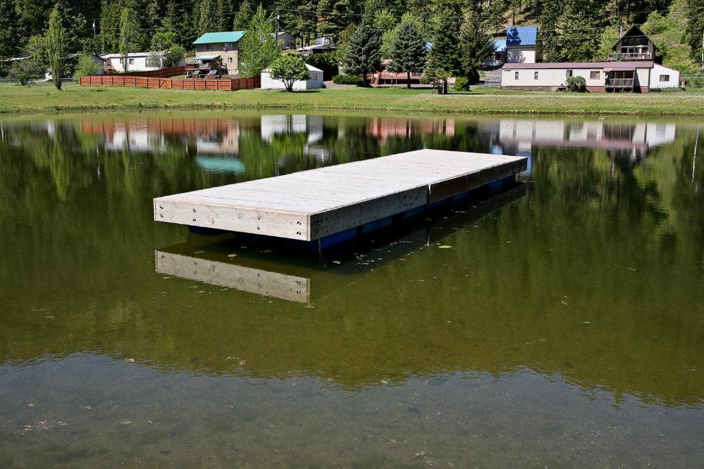 Huckleberry Cabin - image 4