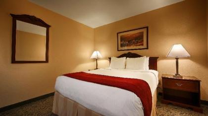 Best Western Petaluma Inn - image 11