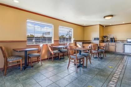 Americas Best Value Inn Petaluma - image 13