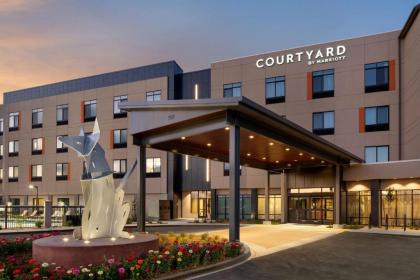 Courtyard by Marriott Petaluma Sonoma County - image 10