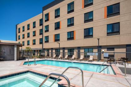 Courtyard by Marriott Petaluma Sonoma County - image 9