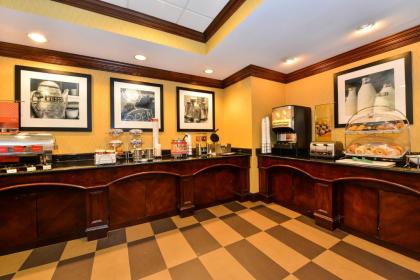 Hampton Inn Petersburg-Fort Lee - image 2