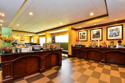 Hampton Inn Petersburg-Fort Lee - image 3