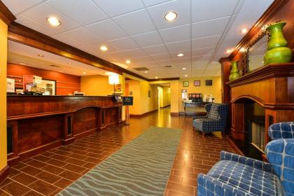 Hampton Inn Petersburg-Fort Lee - image 4