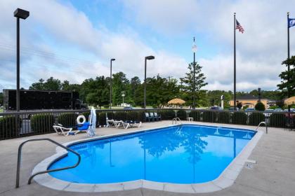 Hampton Inn Petersburg-Fort Lee - image 5