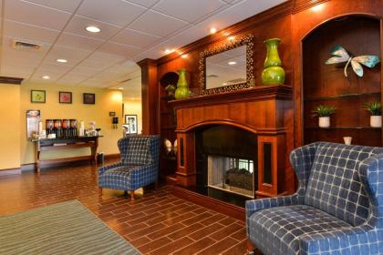 Hampton Inn Petersburg-Fort Lee - image 8