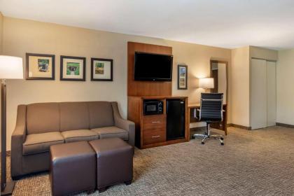 Comfort Inn Petersburg - Fort Lee - image 13