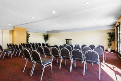 Quality Inn Phenix City Columbus - image 5