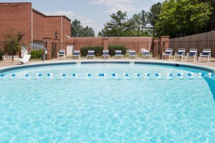 Americas Best Value Inn Phenix City - image 14