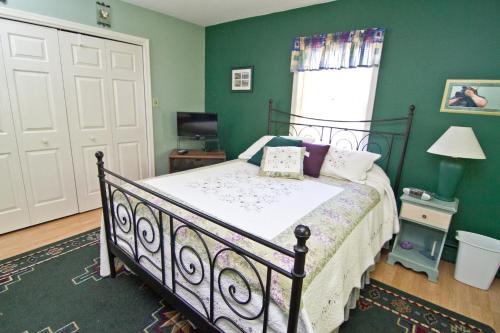 Pilgrim's Rest Bed and Breakfast - image 5