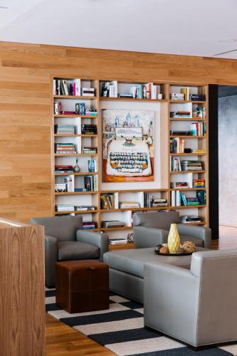 The Study at University City Study Hotels - image 3