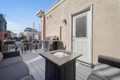 Fire Pit -Roof Deck- Parking -Penn-CHOP-Sleeps 7 - image 11