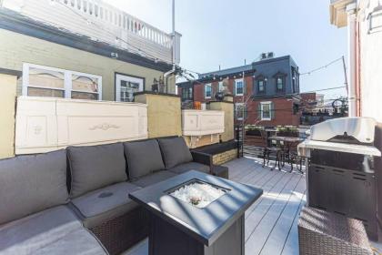 Fire Pit -Roof Deck- Parking -Penn-CHOP-Sleeps 7 - image 7