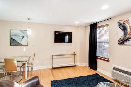 The Dreamers Residence - Convenient 1BD in Center City - image 4