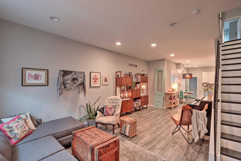 Chic Philly Townhouse with Patio in Brewerytown! - main image