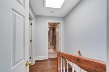 Stylish Rowhome-Fishtown-Near Shops - image 16