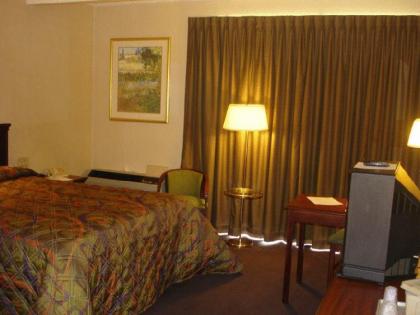 America's Best Value Inn Phillipsburg - image 4