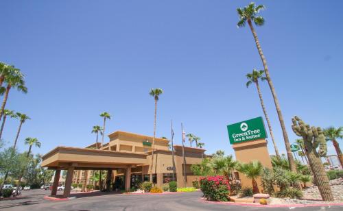 GreenTree Inn & Suites Phoenix Sky Harbor - main image