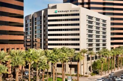 Embassy Suites by Hilton Phoenix Downtown North - image 4