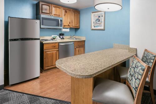 Homewood Suites Phoenix-Metro Center - image 2