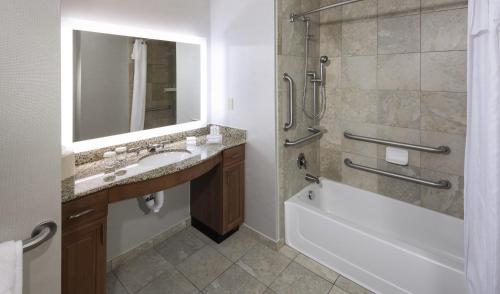 Homewood Suites by Hilton Phoenix North-Happy Valley - image 4