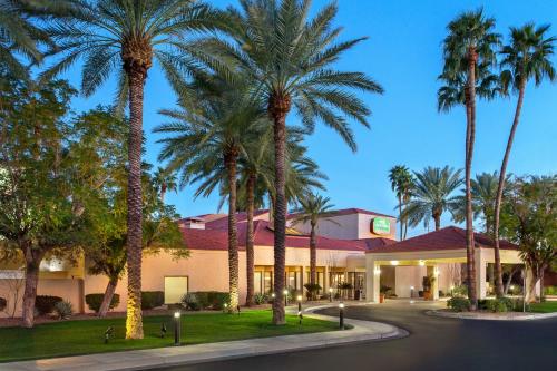 Courtyard by Marriott Phoenix North - main image