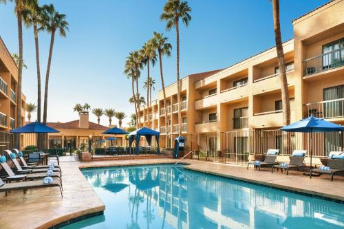 Courtyard by Marriott Phoenix North - image 3