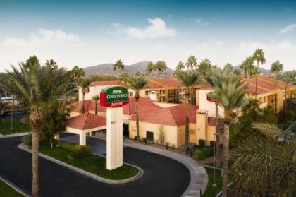 Courtyard by Marriott Phoenix North - image 5