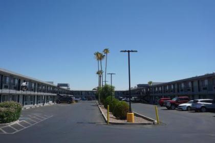 SureStay Hotel by Best Western Phoenix Airport - image 3