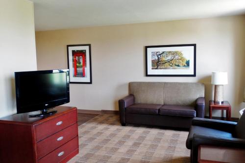 Extended Stay America Suites - Phoenix - Chandler - E Chandler Blvd - image 5