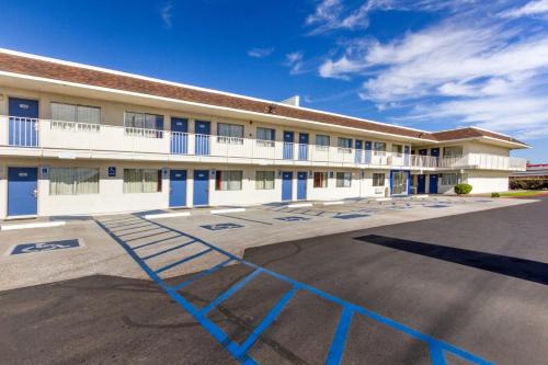 Motel 6-Phoenix AZ - North Bell Road - main image