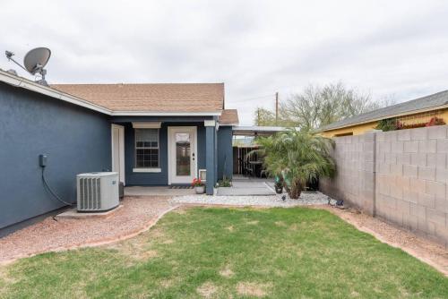 Modern 3BR Home | Downtown Phoenix by WanderJaunt - image 5