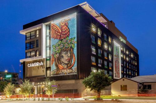 Cambria Hotel Downtown Phoenix - main image