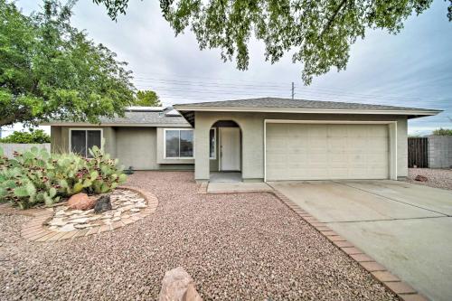 Family Home with Pool and Patio 18 Mi to DWTN Phoenix - main image