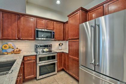 Desert Ridge Townhome with Patio Less Than 4 Mi to Mayo Clinic - image 15