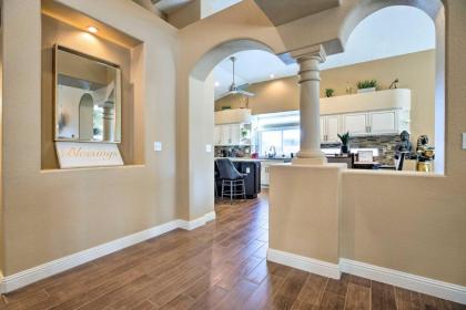 Luxe Ahwatukee Foothills Villa - Pets Welcome - image 10