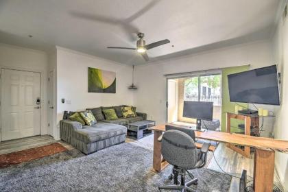 Phoenix Condo with Patio about 3 Mi to Airport! - image 9