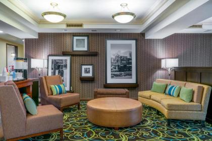 Hampton Inn & Suites Valley Forge/Oaks - image 12